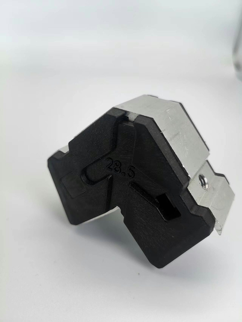 注胶角码
