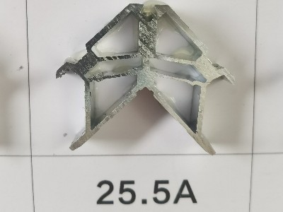 25.5高螺丝注胶角码